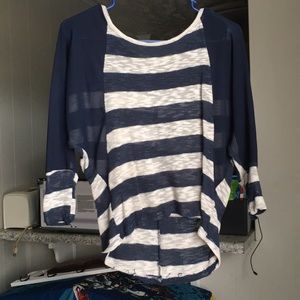 Quarter sleeve shirt